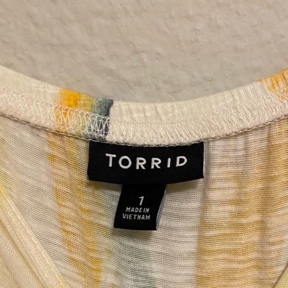 Torrid Colorful Abstract Tiered Maxi Dress - Size 1X - Picture 6 of 9